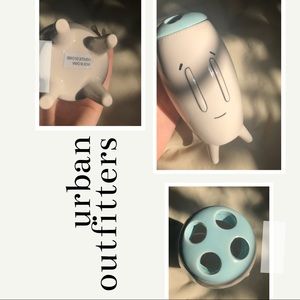 UO Sweet Scandinavian Toothbrush Holder